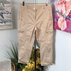Chico’s Cropped Khaki Shorts Size 0.5